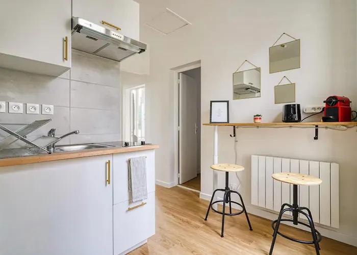 Maison Au Calme Pour 4 Pers Avec Parking A 5 Min Du Metro L7